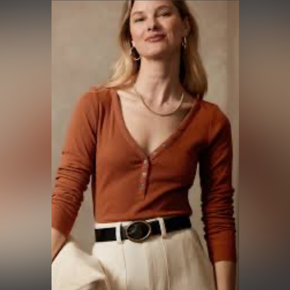 BANANA REPUBLIC | Ribbed Henley Long Sleeve
Stretchy Tight Rust Bodysuit XS - Picture 3 of 15